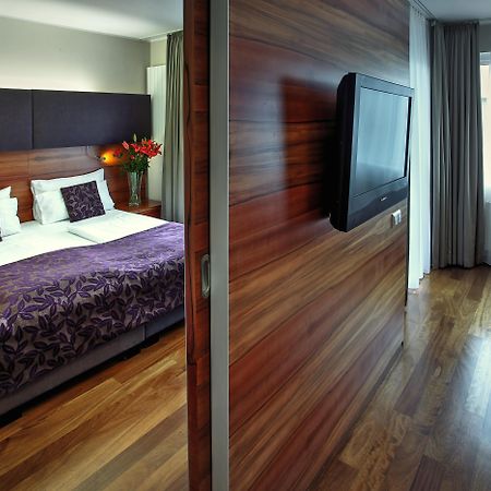 Pakat Suites Виена Екстериор снимка