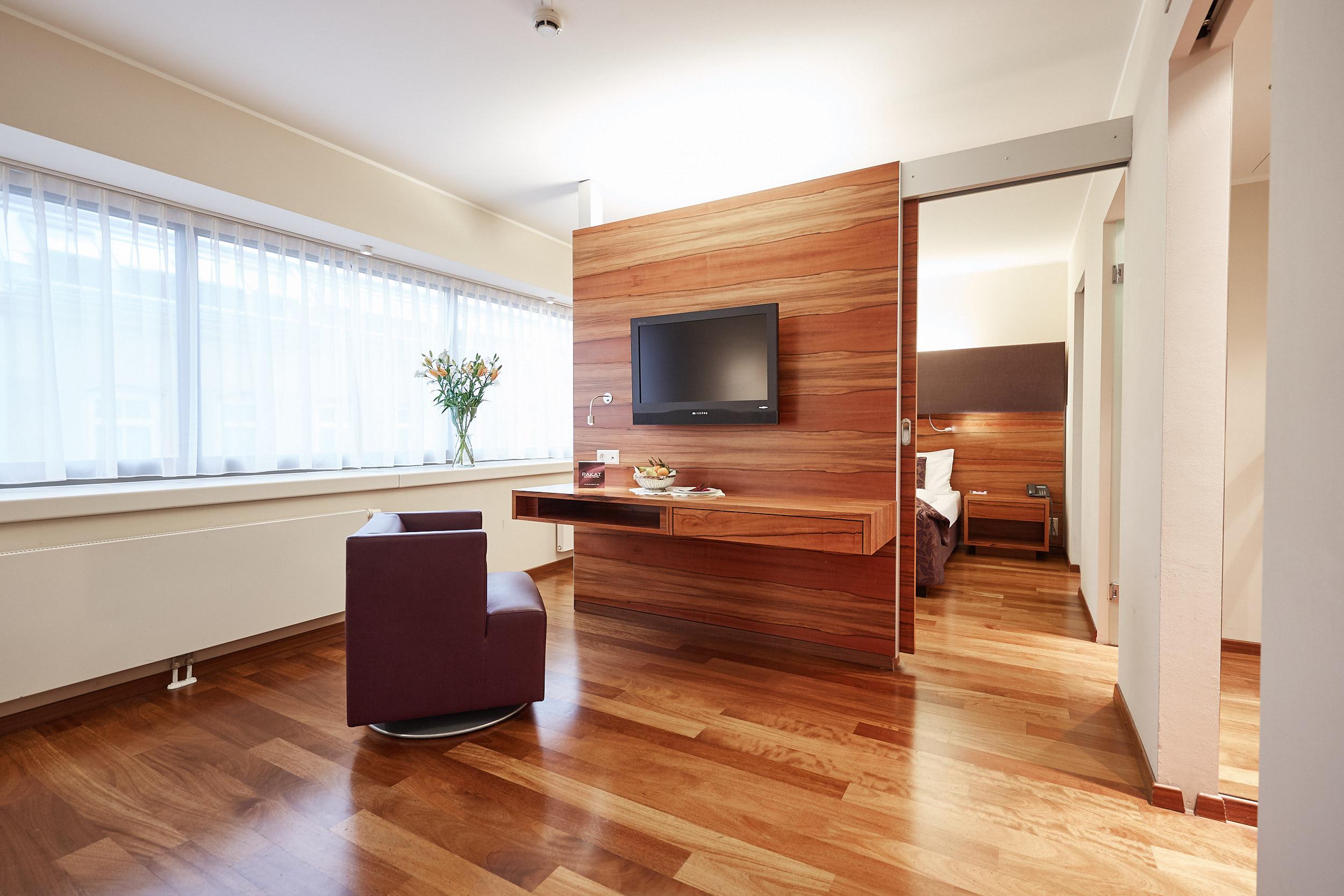Pakat Suites Виена Екстериор снимка