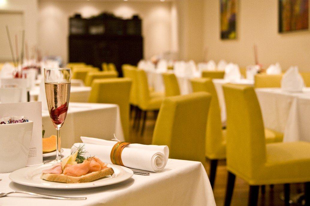 Pakat Suites Виена Екстериор снимка