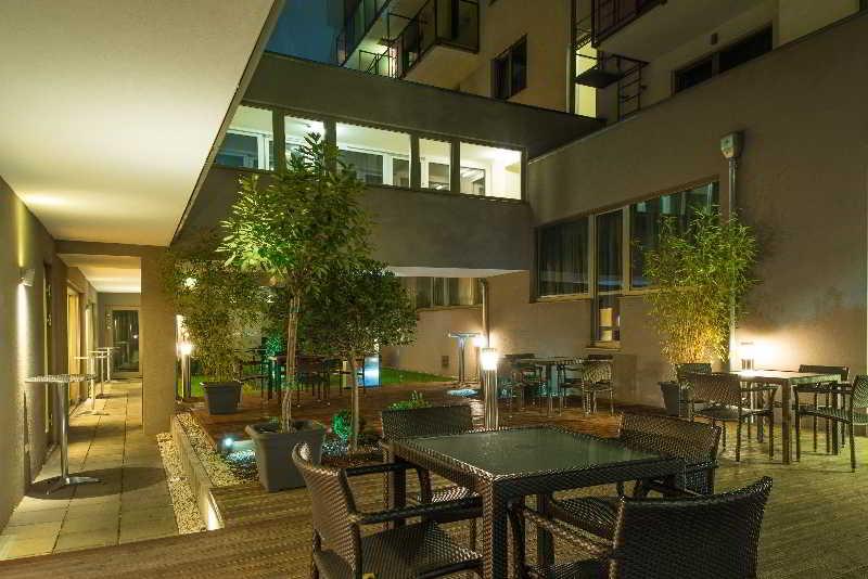 Pakat Suites Виена Екстериор снимка
